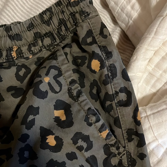 Vans Olive Green & Black Leopard Print Cropped Pants - Picture 2 of 6